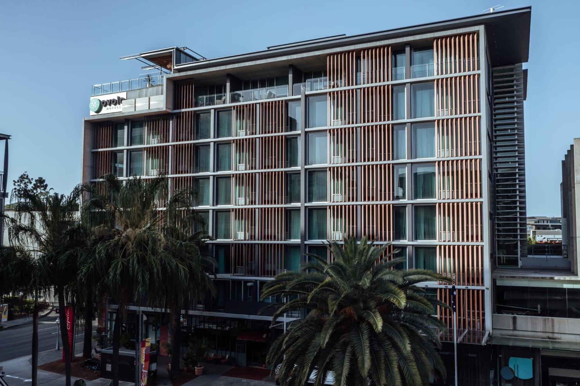 Where to Stay Near Story Bridge: 4 Design Hotels Worth Booking