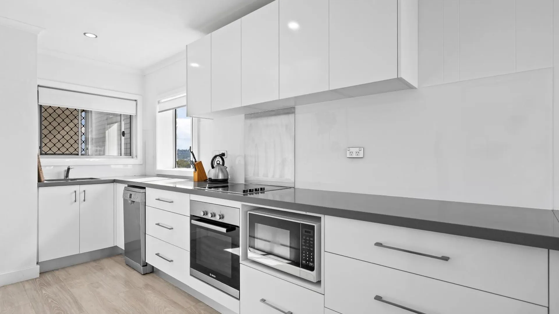 11 Family Hotels Close to Kawana Waters Marina Ranked
