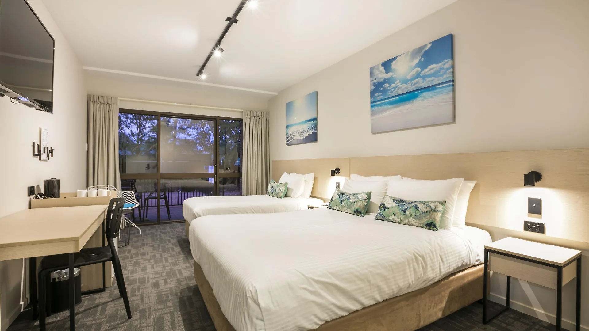 9 Beach Hotels Near Club Kawana Worth Booking in Mooloolaba