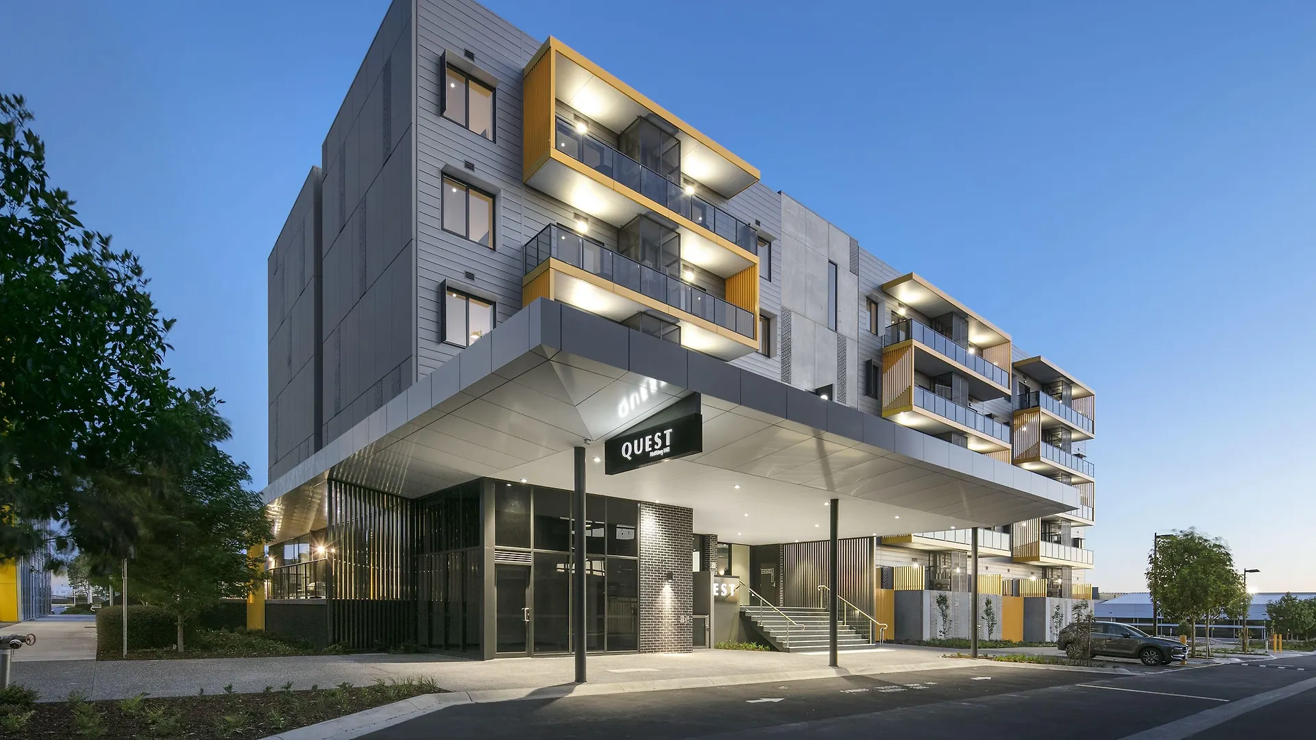 Where to Stay Near Deakin University: 4 Family Hotels Reviewed