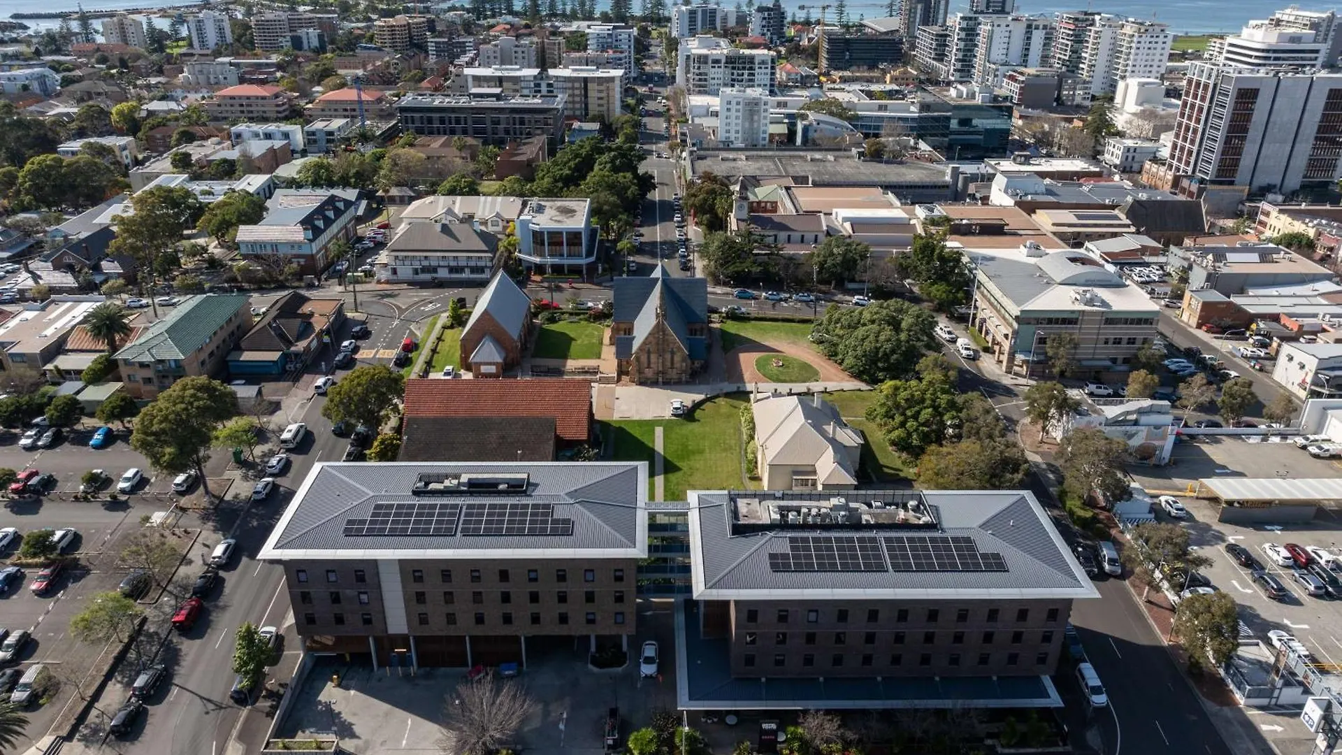 4 Hotels Near Wollongong Botanic Gardens That Stand Out