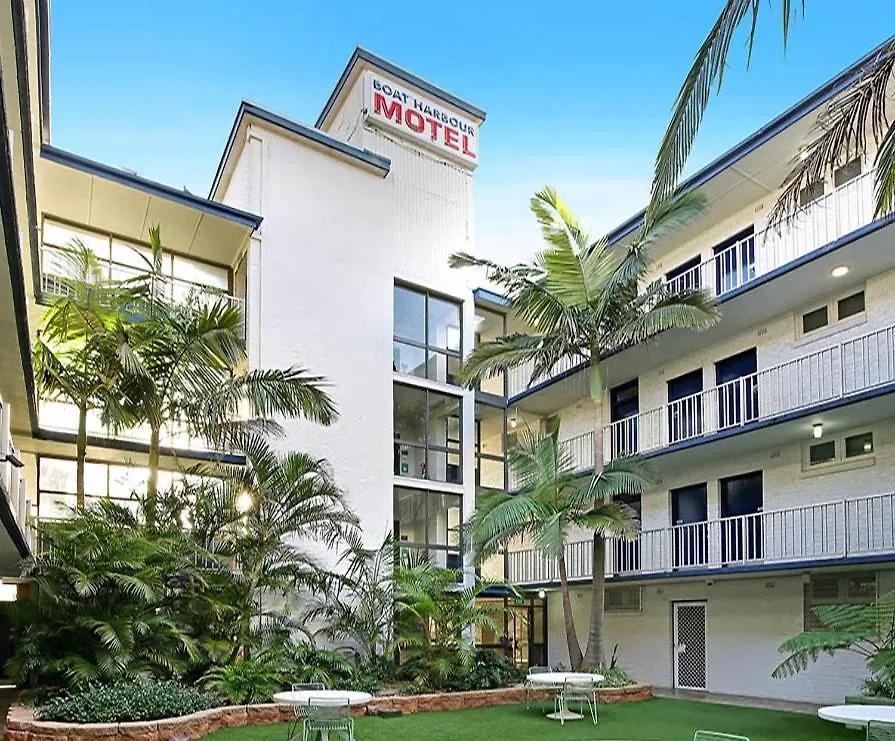 5 Couple Hotels Close to Wollongong Botanic Gardens