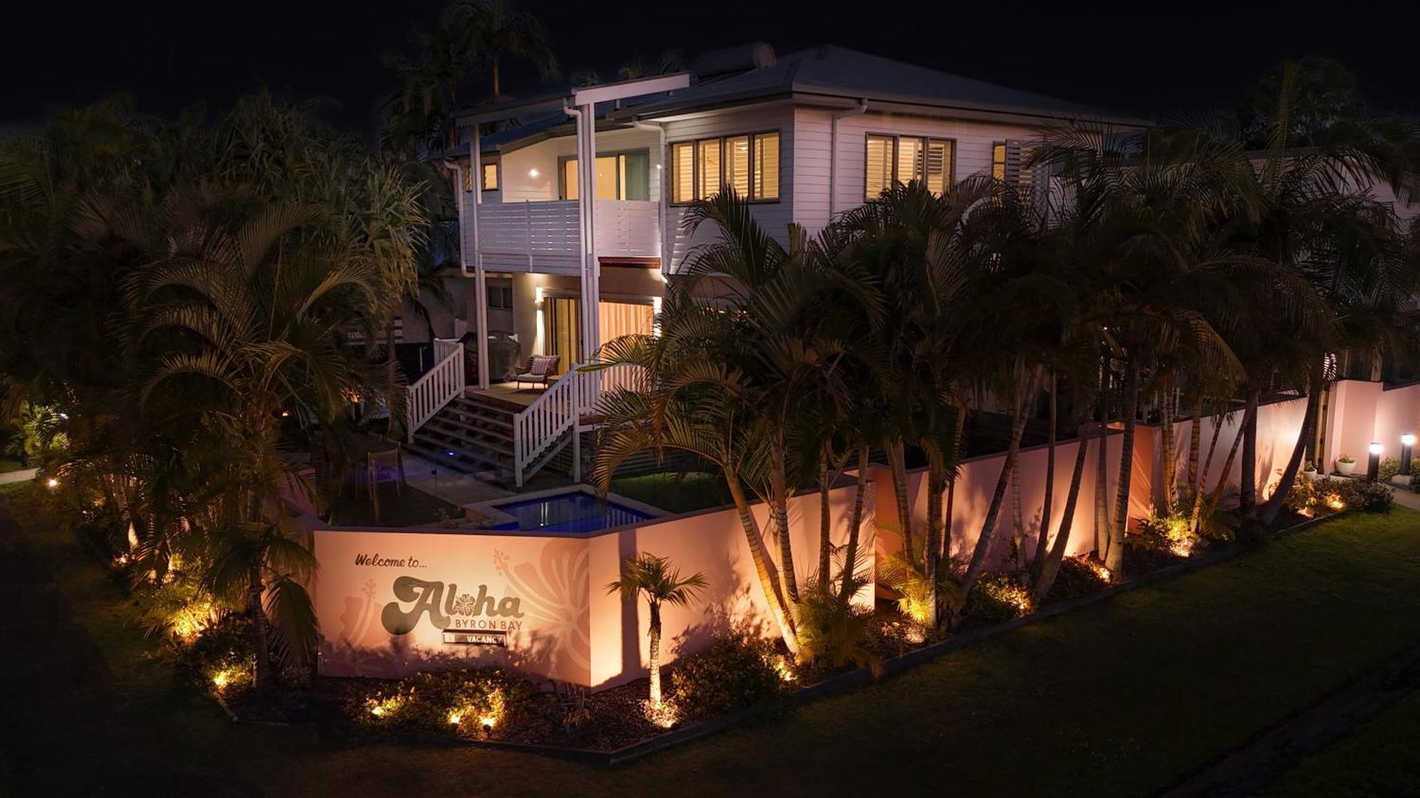 4 Top-Rated Luxury Hotels Close to The Farm Byron Bay