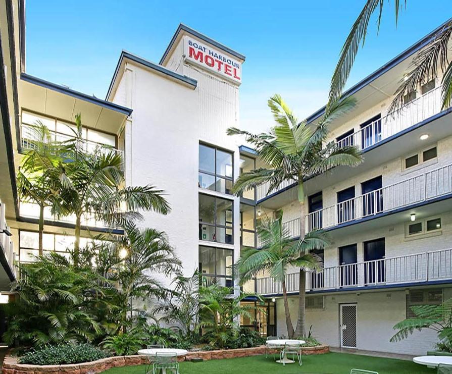 5 Couple Hotels Close to Wollongong Botanic Gardens