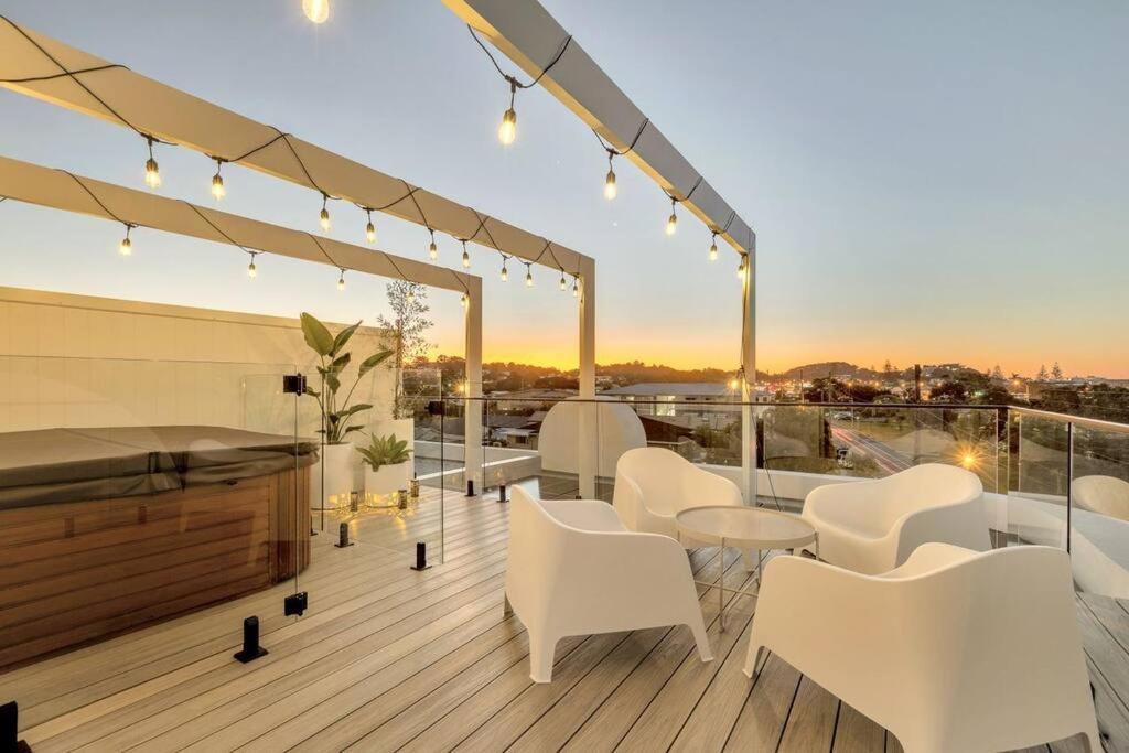 Staying Near Fingal Head Causeway: 4 Holiday Homes Compared